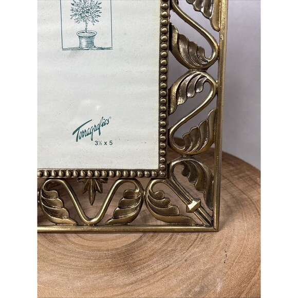 Vintage Terragrafics Ornate Brass Hollywood Regency 3.5” X 5” Picture Frame - Picture 4 of 10
